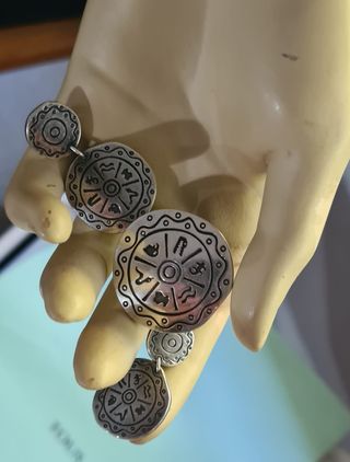 Conjunto pendientes y anillo, Tous Azteca.