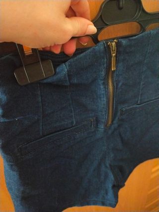 Pantalón corto azul marino