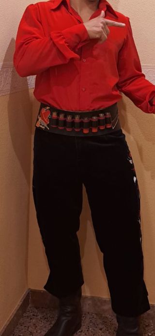 Traje completo de contrabandista en 200 eur