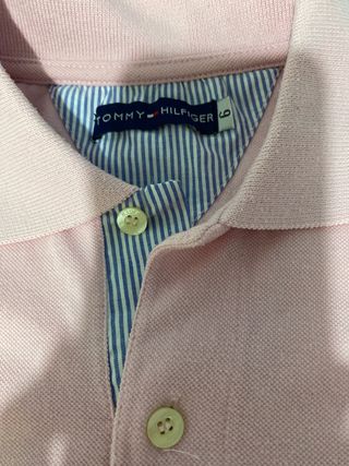 Polo rosa Tommy Hilfiger. 