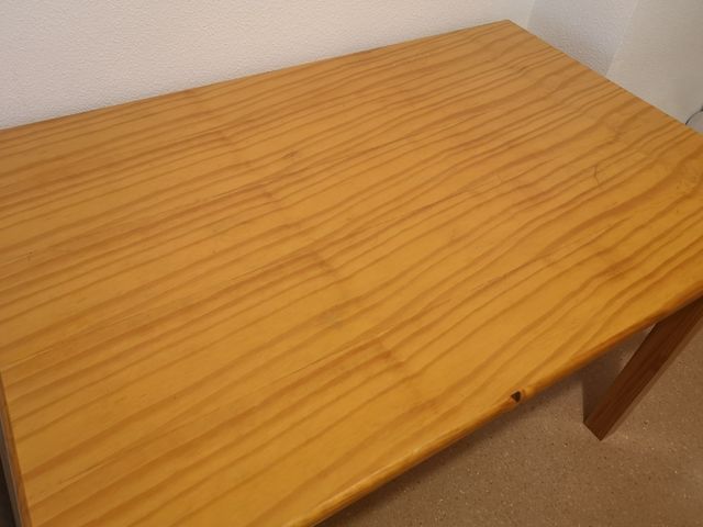 Mesa de pino