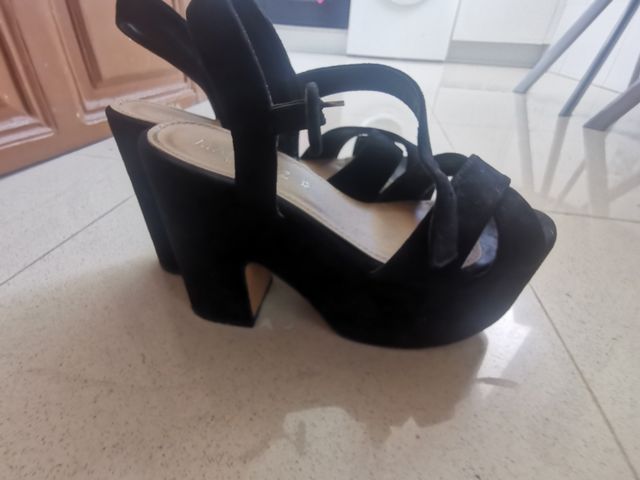 tacones negros 37
