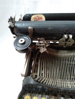 Máquina de escribir Corona 3