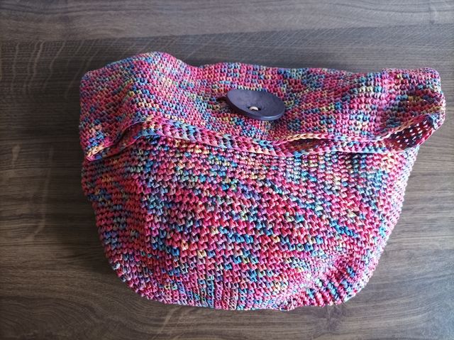 Bolso de mano de rafia