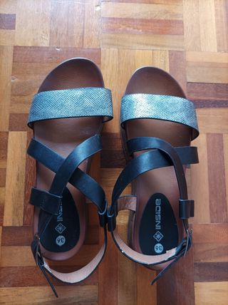 Sandalia negras de inside