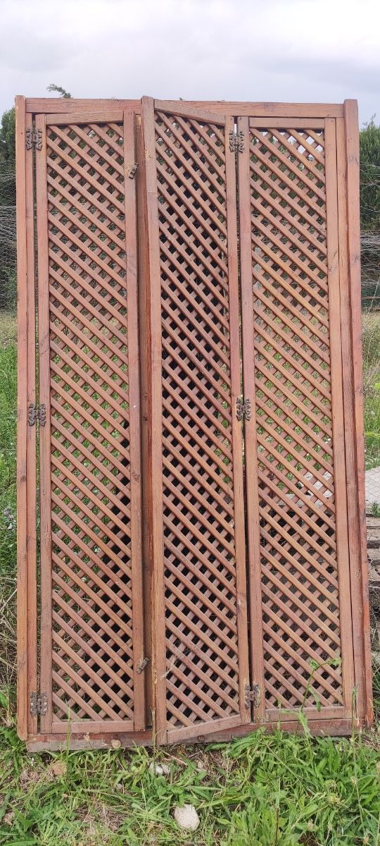 CELOSIA MADERA PUERTA