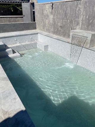 Piscinas de obra / proyectado/ Alquiler gunitadora