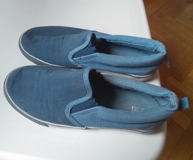 Zapatillas de tela