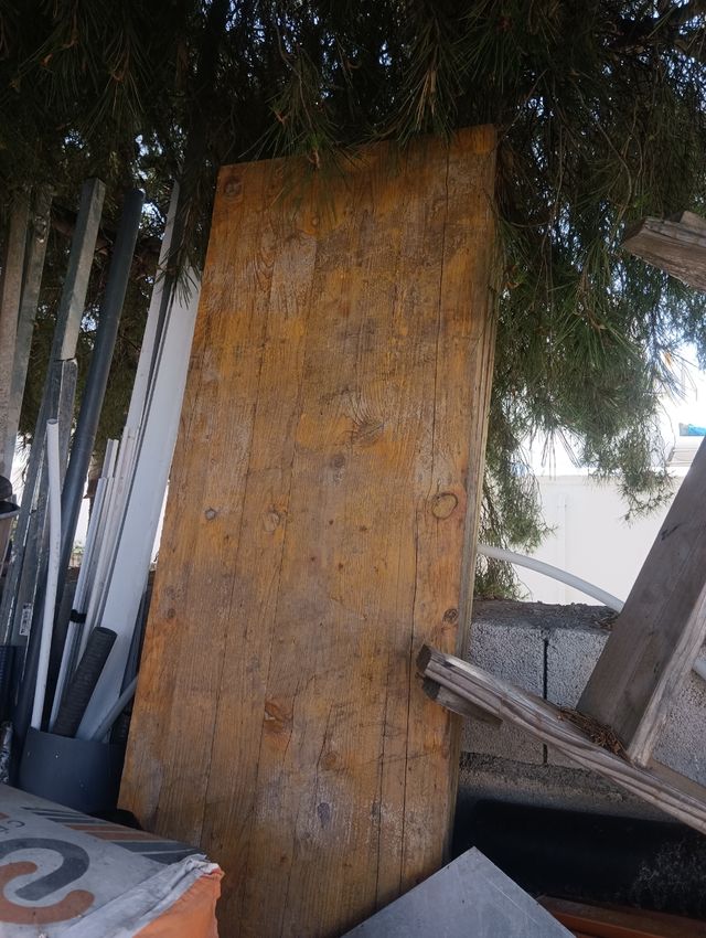 Tableros encofrar de segunda mano por 20 EUR en Felix en WALLAPOP