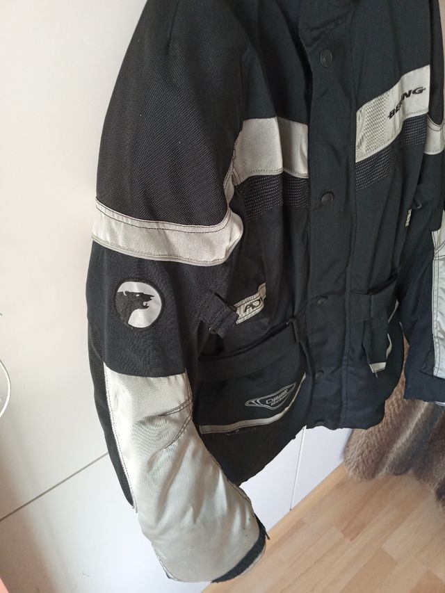 Chaqueta para moto talla S con protecciones 