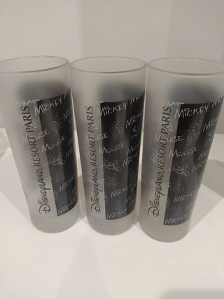 Tres vasos de tubo