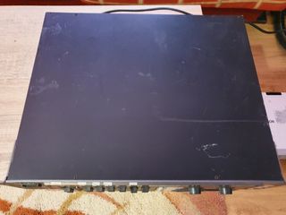 Mesa Mezcla Amplificada Sony SRP-X700P