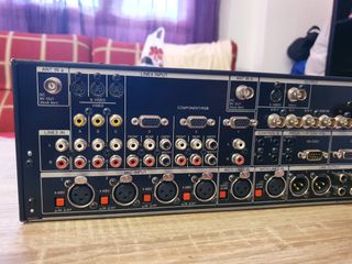 Mesa Mezcla Amplificada Sony SRP-X700P