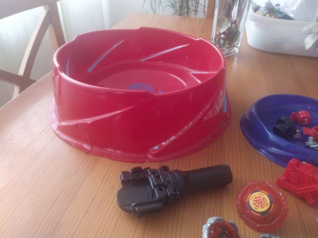 Peonzas y pistas blade