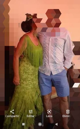 Traje flamenca seda y complementos