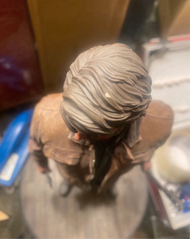 Estatua Joel LIMITADA the last of us parte 2