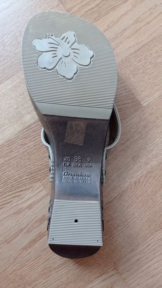 zuecos Grendha n°40