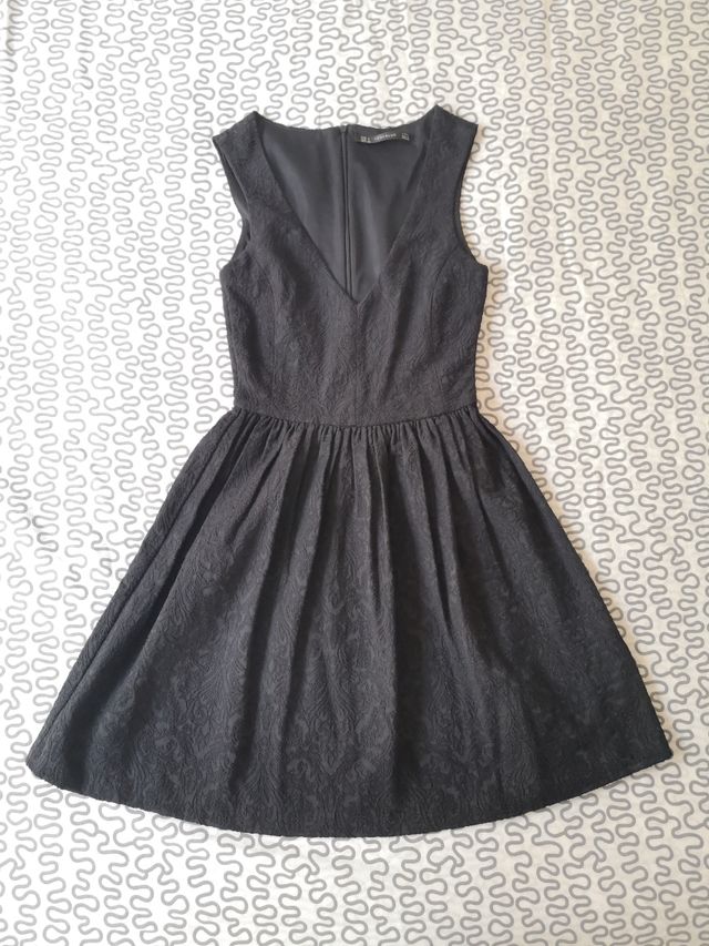 vestido negro de zara talla S