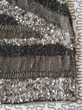 falda de lentejuelas zara, talla S