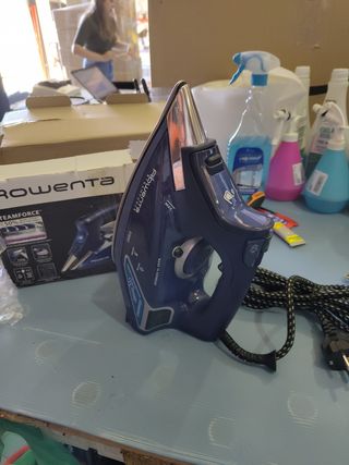 Plancha Manual Rowenta Steam Force 3100W