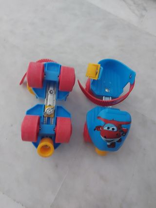 Patines con rodilleras Super Wings