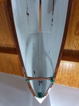 Canoa madera artesanal