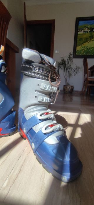 Botas esqui de travesía Garmont Megaride 