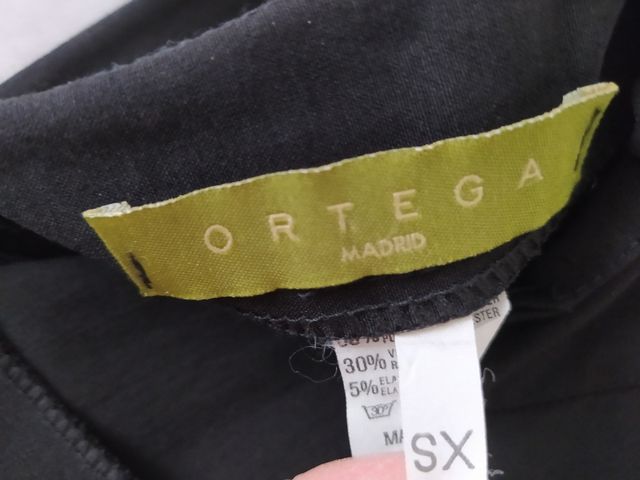 Tubino nero elasticizzato