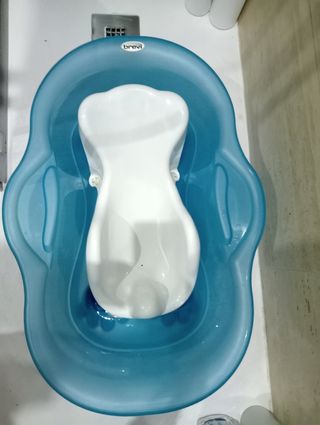 bañera bebe marca brevi 