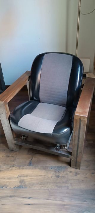 Poltrona in stile industriale