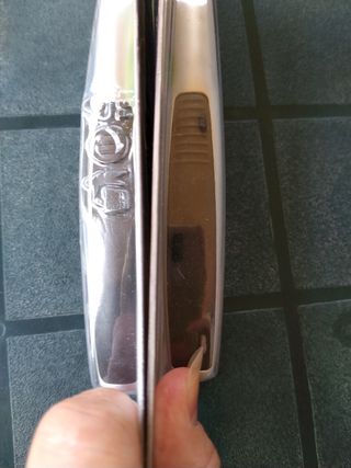 Cascanueces acero inox. con mangos antideslizantes