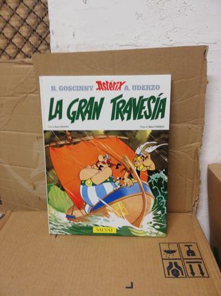 ASTERIX EL GALO, PUBLICADO POR SALVAT
