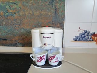 CAFETERA ELÉCTRICA. OCASION Bajada de precio .