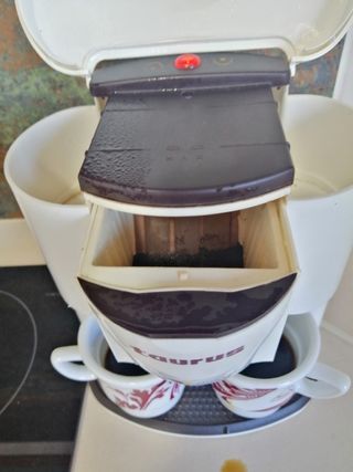 CAFETERA ELÉCTRICA. OCASION Bajada de precio .