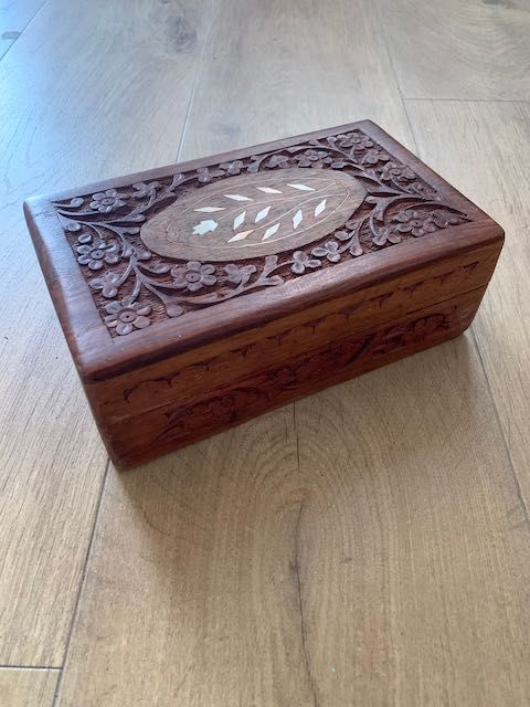 3 scatole in legno/astucci per gioielli. NUOVO!!!