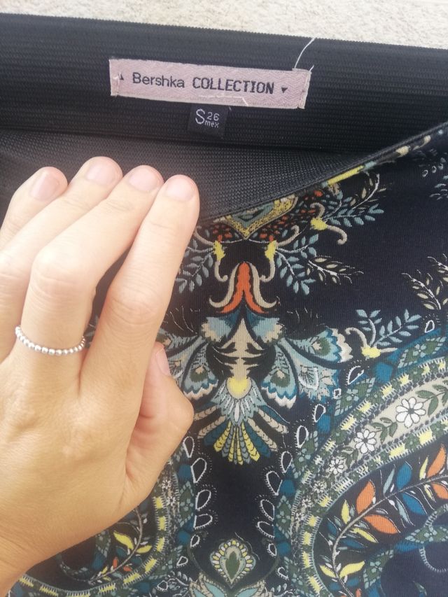 Minifalda estampado étnico seminueva