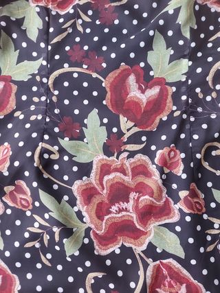 Vestido de gasa lunares y flores