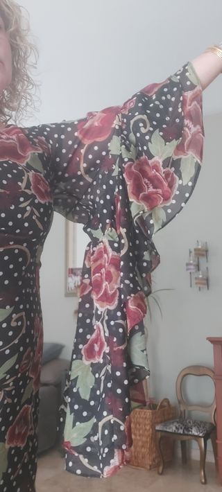 Vestido de gasa lunares y flores