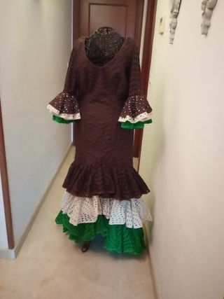 traje flamenca  y complementos