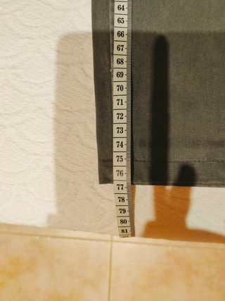 Pantalón chino gris claro