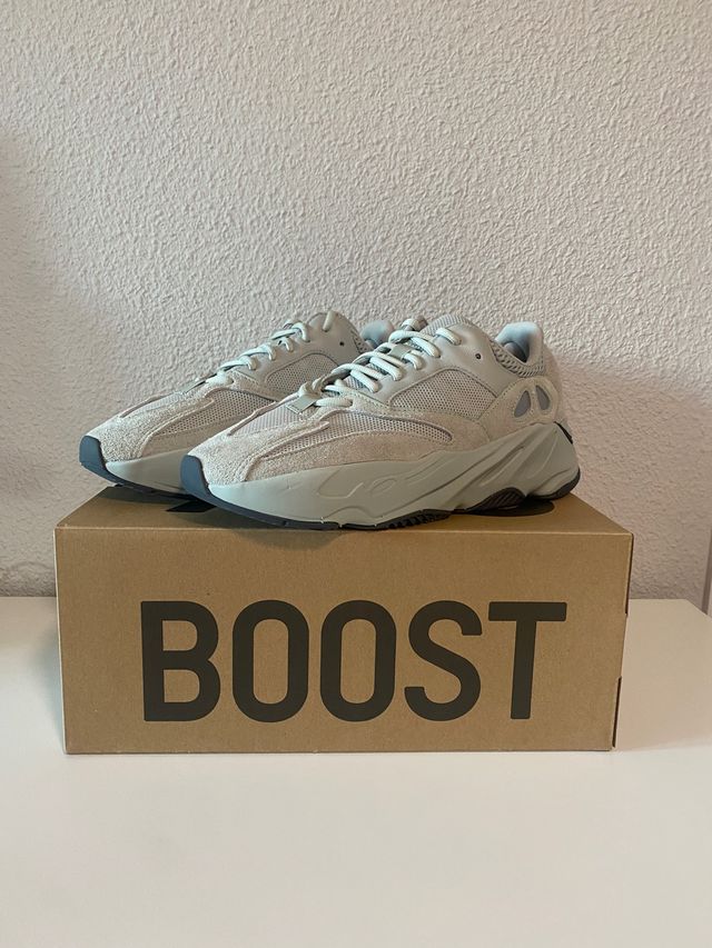 Adidas Yeezy Boost 700 Salt