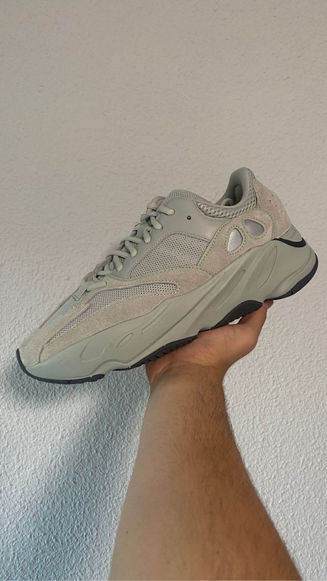 Adidas Yeezy Boost 700 Salt