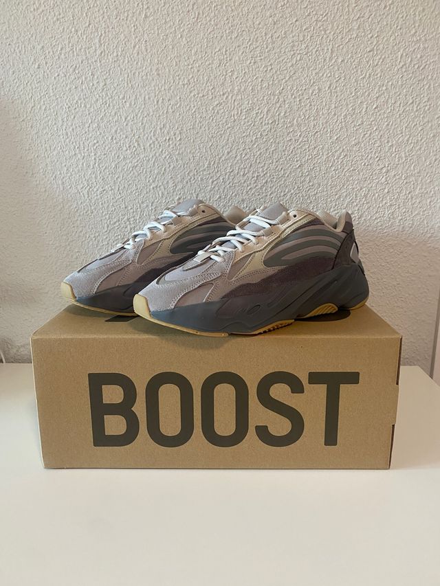 Adidas Yeezy Boost 700 Tephra 44