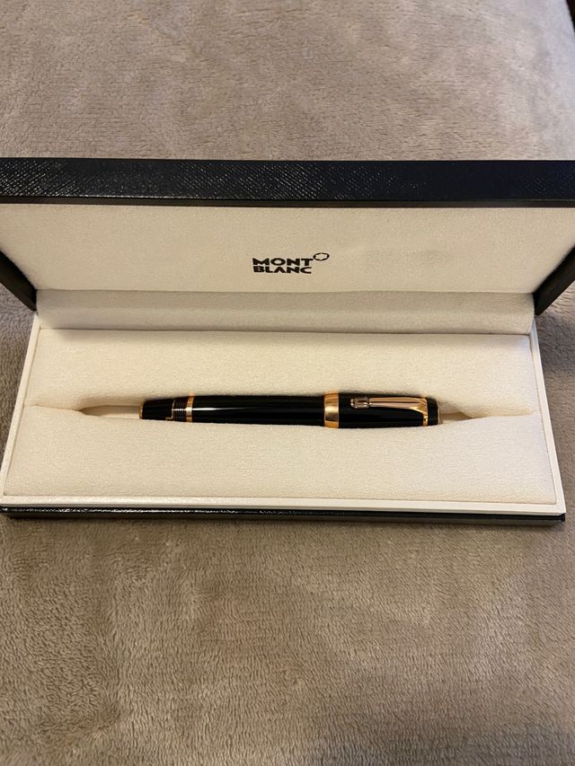 Pluma Montblanc Bohéme Marrón F sin estrenar