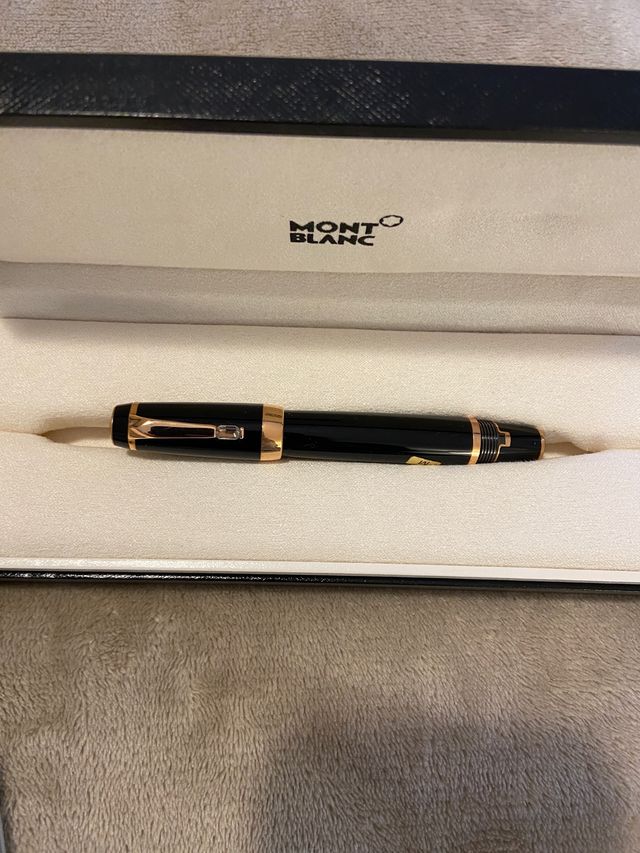 Pluma Montblanc Bohéme Marrón F sin estrenar