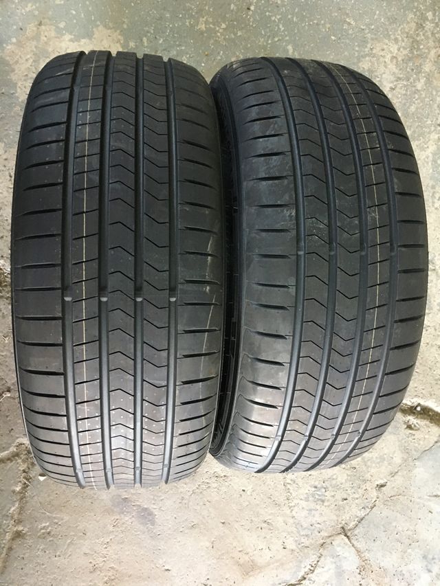 DOS NEUMATICOS NUEVOS 225/50/18 95t