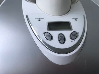 Heladera profesional con compresor.