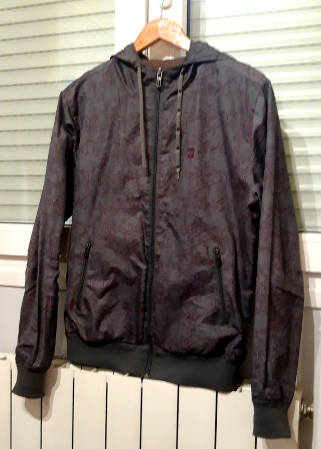 Chamarra de primavera verano de chico.