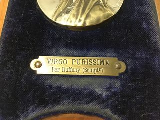 Icono Virgo Purísima, escultor Ruffony. Se cuelga