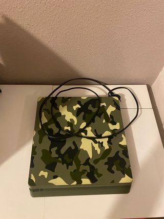 Play 4 Pro Slim 1 TB